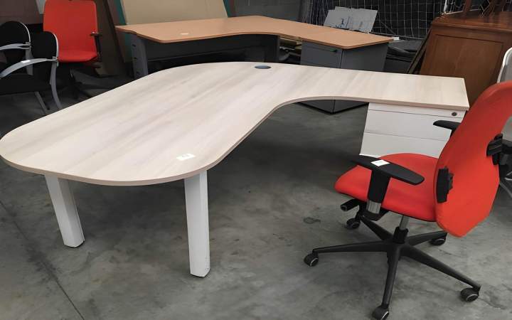 Sièges et tables de bureau Saint-Étienne
